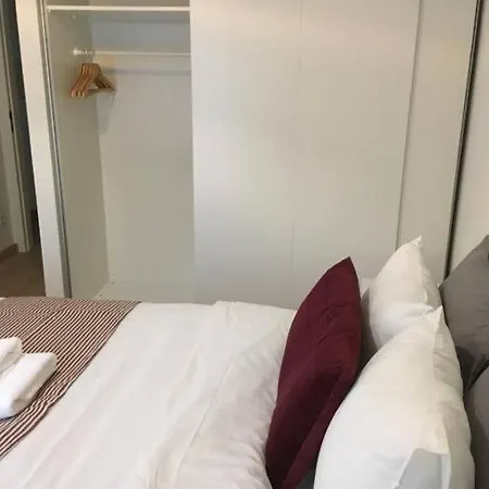 Cosy 2 Bedrooms In Center - 3b *